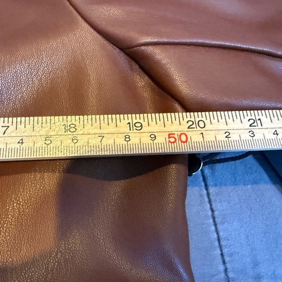 Forever 21 Tan Faux Leather Blazer - Picture 6 of 10